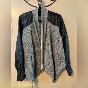 Torrid Waterfall Jacket Size 1